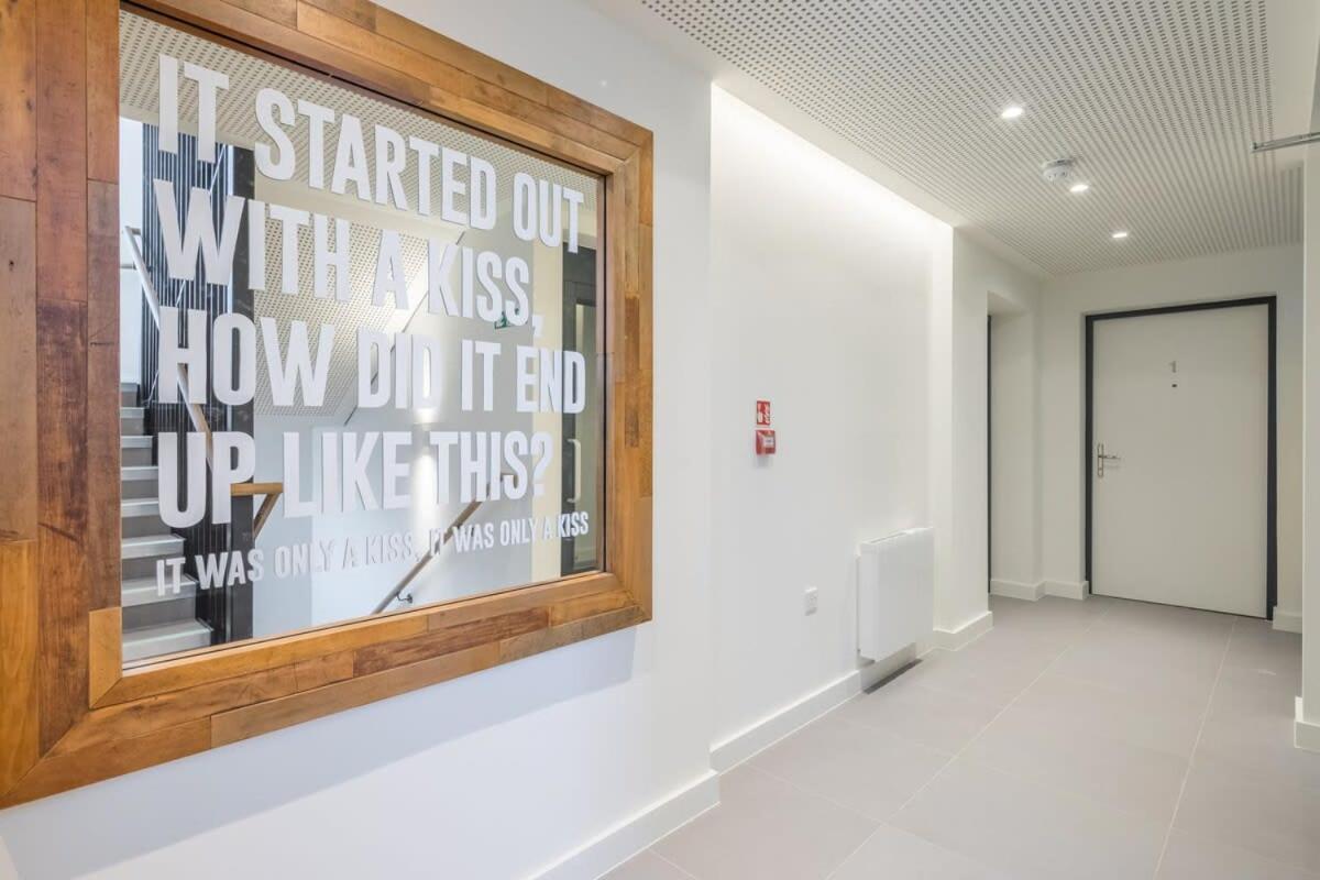 Luxurious City Centre Apartment With Balcony Cambridge  Exterior photo